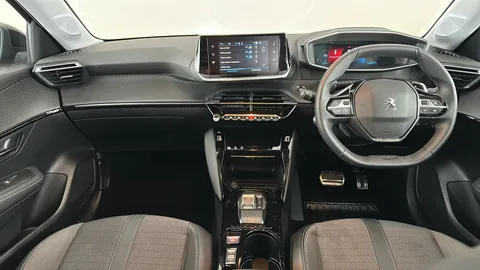 Peugeot 208 1.2 PureTech 100 Allure Premium + EAT8