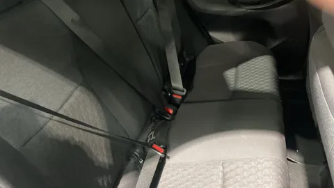 Toyota Yaris 1.5 Hybrid Design CVT