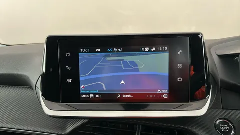 Peugeot 208 1.2 PureTech 100 Allure Premium + EAT8