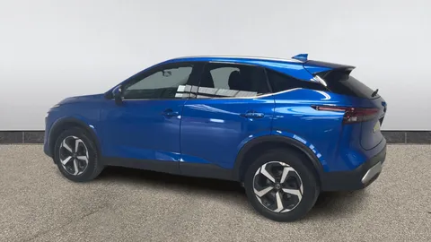 NISSAN QASHQAI 1.3 DiG-T MH N-Connecta [Glass Roof]