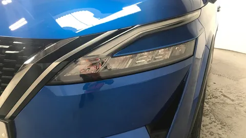 NISSAN QASHQAI 1.3 DiG-T MH N-Connecta [Glass Roof]