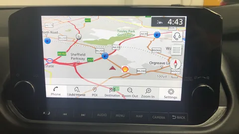 NISSAN QASHQAI 1.3 DiG-T MH N-Connecta [Glass Roof]