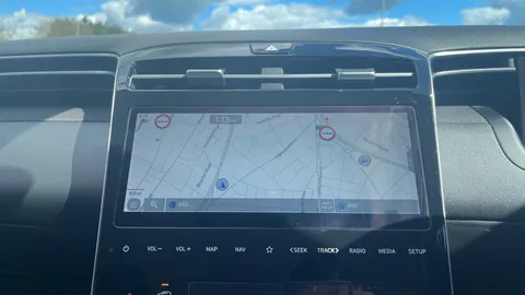 HYUNDAI TUCSON 1.6 TGDi 48V MHD SE Connect 2WD