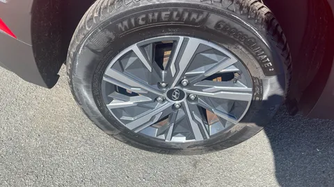 HYUNDAI TUCSON 1.6 TGDi 48V MHD SE Connect 2WD