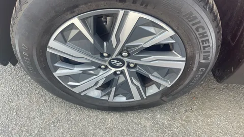 HYUNDAI TUCSON 1.6 TGDi 48V MHD SE Connect 2WD