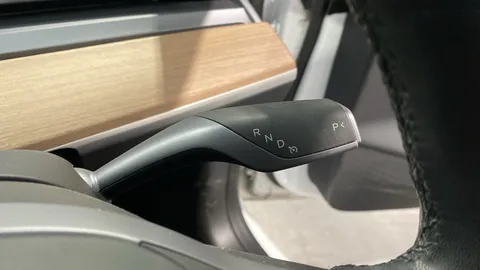 Tesla                     Model 3 Long Range AWD Auto