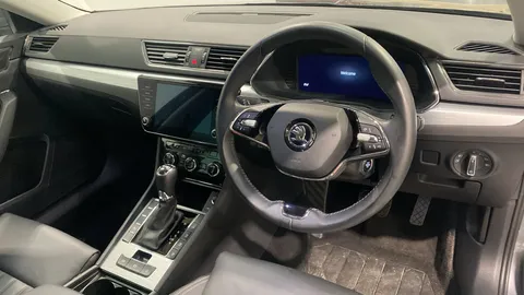 SKODA SUPERB 1.4 TSI iV SE Technology DSG