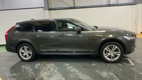 Volvo V90 2.0 D4 Cross Country Pro AWD Geartronic