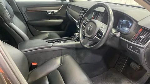 Volvo V90 2.0 D4 Cross Country Pro AWD Geartronic