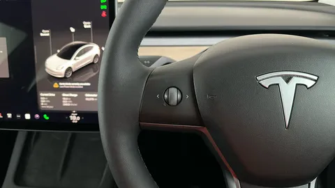 Tesla                     Model 3 Standard Plus Auto