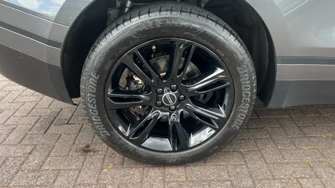 Land Rover Range Rover Velar 2.0 D180 SE Auto