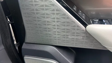 Land Rover Range Rover Velar 2.0 D180 SE Auto