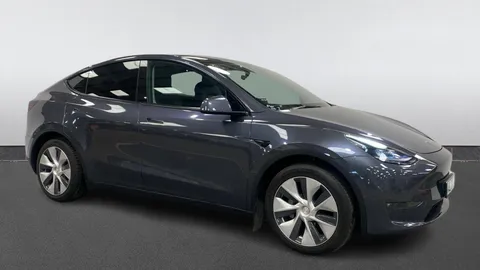 Tesla                     Model Y Long Range AWD Auto