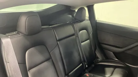 Tesla                     Model Y Long Range AWD Auto