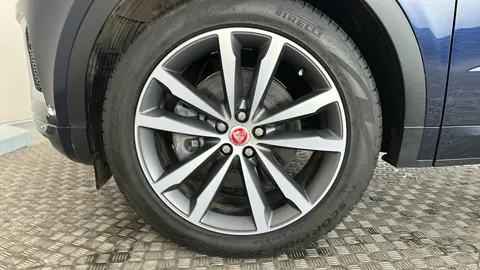Jaguar E-Pace 2.0 D200 R-Dynamic SE Auto