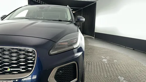 Jaguar E-Pace 2.0 D200 R-Dynamic SE Auto