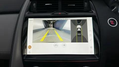 Jaguar E-Pace 2.0 D200 R-Dynamic SE Auto