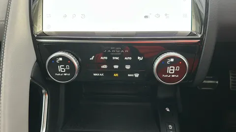 Jaguar E-Pace 2.0 D200 R-Dynamic SE Auto