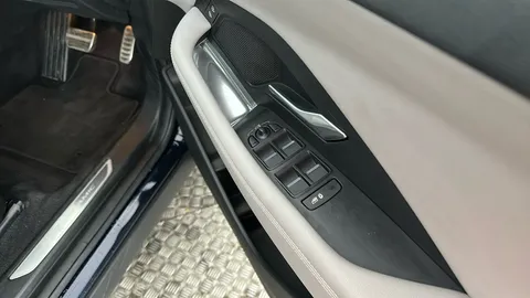 Jaguar E-Pace 2.0 D200 R-Dynamic SE Auto