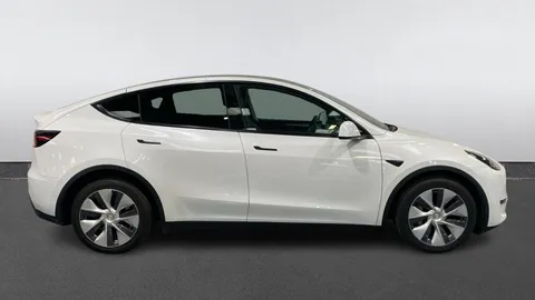 TESLA MODEL Y Long Range AWD Auto