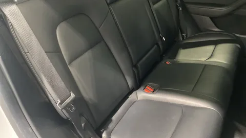 TESLA MODEL Y Long Range AWD Auto
