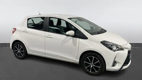 TOYOTA YARIS 1.5 VVT-i Icon Tech