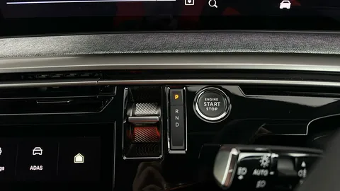 PEUGEOT 3008 157kW GT 73kWh Auto