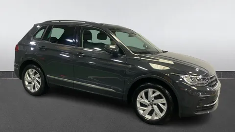 VOLKSWAGEN TIGUAN 1.5 TSI Life