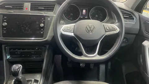 VOLKSWAGEN TIGUAN 1.5 TSI Life