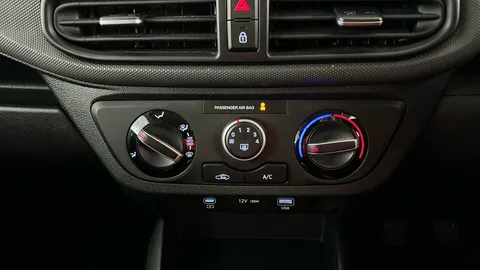 HYUNDAI I10 1.2 [79] Advance [Nav]