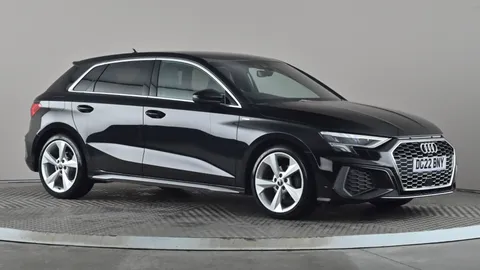 AUDI A3 30 TFSI S Line