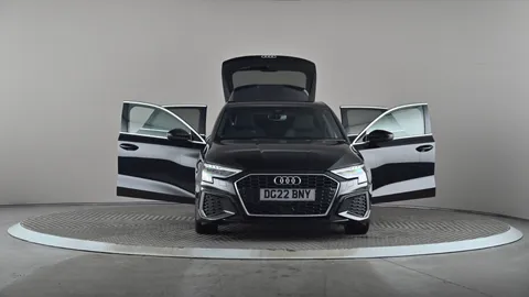 AUDI A3 30 TFSI S Line