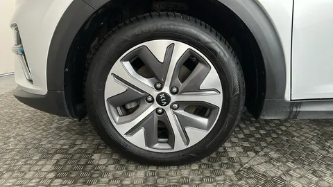 KIA E-NIRO 150kW 4+ 64kWh Auto