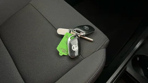 MG MOTOR UK MG4 150kW SE [Nav] EV Long Range 64kWh Auto