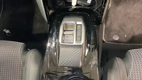 PEUGEOT 2008 100kW GT 50kWh Auto