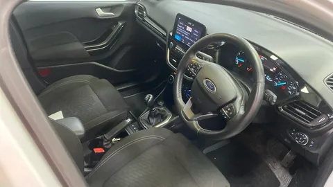 FORD FIESTA 1.0 EcoBoost Hybrid mHEV 125 Titanium