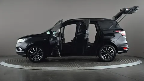 FORD KUGA 2.0 TDCi 180 ST-Line Auto