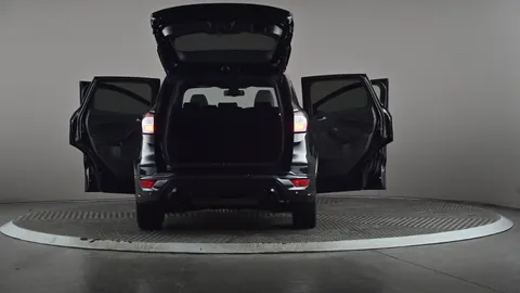 FORD KUGA 2.0 TDCi 180 ST-Line Auto