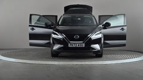 NISSAN QASHQAI 1.3 DiG-T MH 158 N-Connecta Xtronic