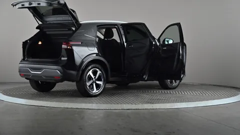 NISSAN QASHQAI 1.3 DiG-T MH 158 N-Connecta Xtronic