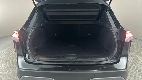 NISSAN QASHQAI 1.3 DiG-T MH 158 N-Connecta Xtronic