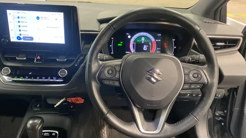 SUZUKI SWACE 1.8 Hybrid Motion CVT