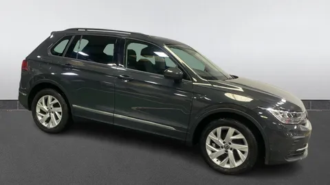 VOLKSWAGEN TIGUAN 1.5 TSI Life