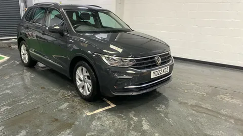 VOLKSWAGEN TIGUAN 1.5 TSI Life