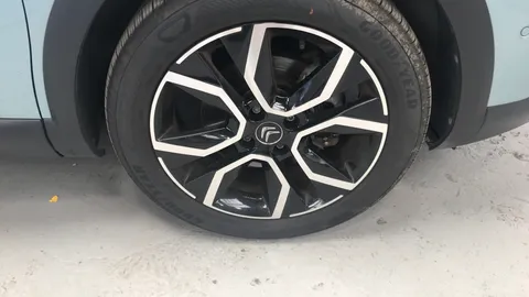 CITROEN C4 100kW Shine Plus 50kWh Auto