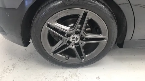 MERCEDES-BENZ A CLASS A180 AMG Line Executive Auto