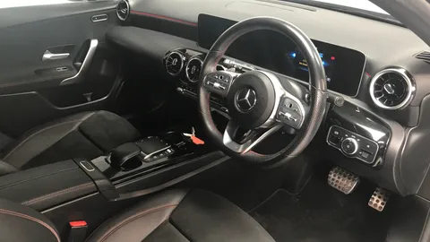 MERCEDES-BENZ A CLASS A180 AMG Line Executive Auto