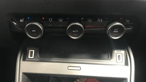 CITROEN C4 100kW Shine Plus 50kWh Auto