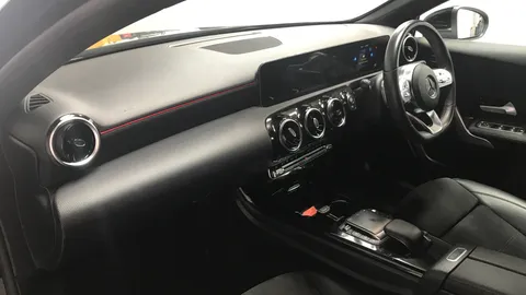 MERCEDES-BENZ A CLASS A180 AMG Line Executive Auto