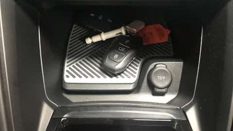 CITROEN C4 100kW Shine Plus 50kWh Auto